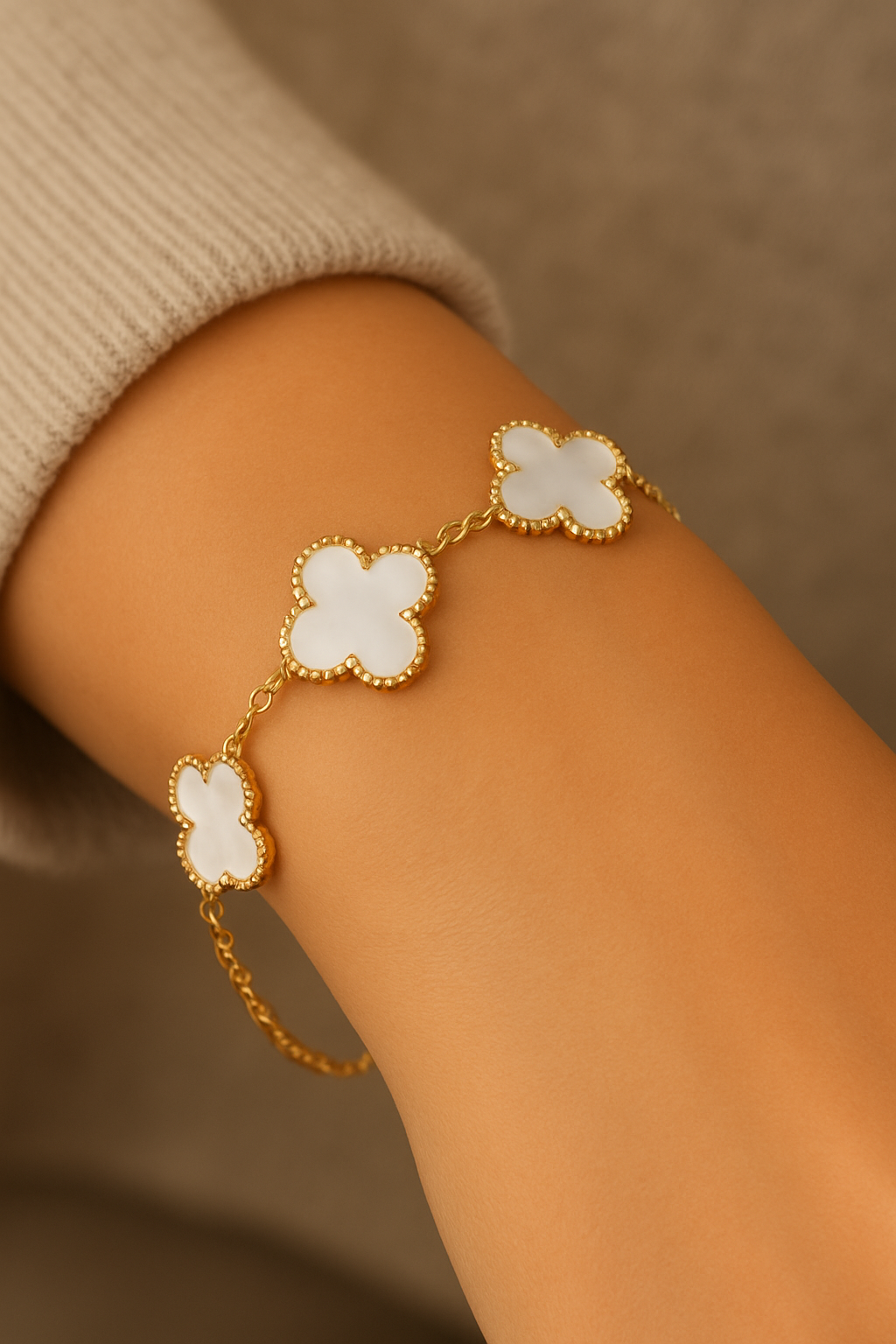 Klaver armband wit/goud